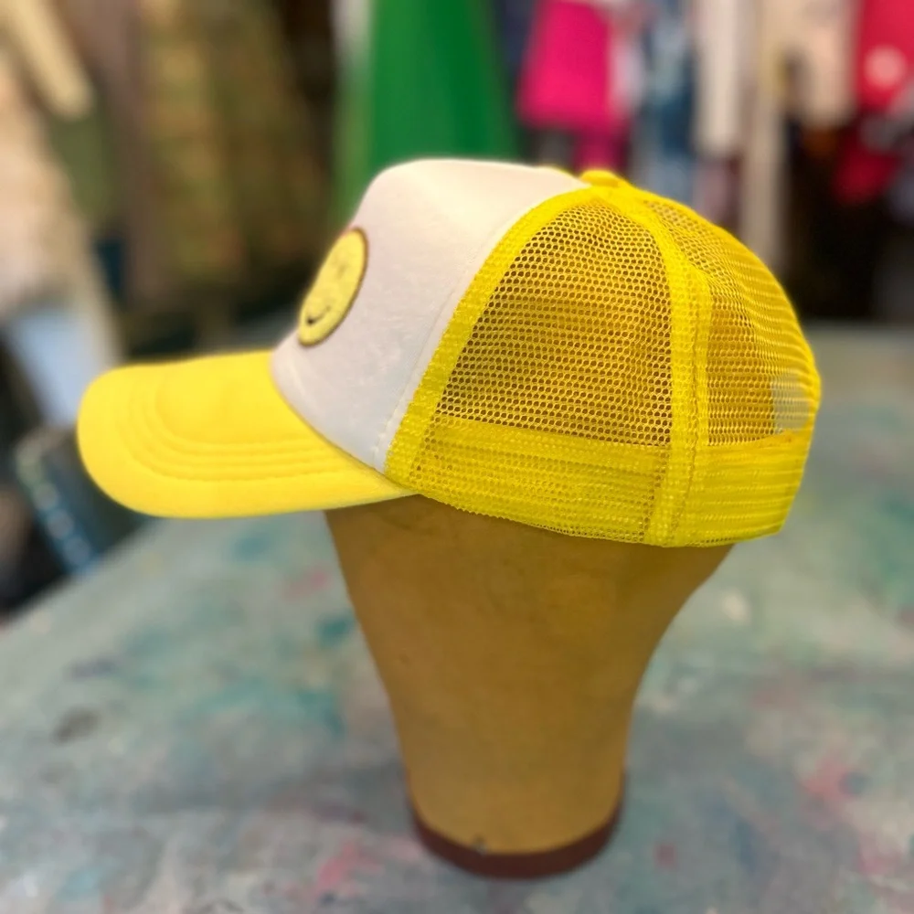 Happy Trucker Hat 💖 - Picture 3 of 6